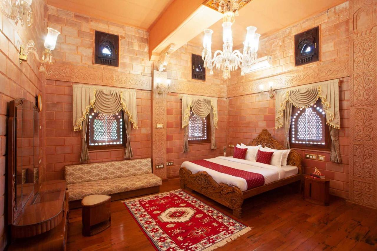 אוטי Stayvista At Pink Palace Rajasthani Decor מראה חיצוני תמונה